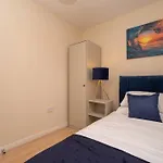 Bristol\'S Coach House - 2 Bedroom Detached Apartment With Secure Parking
