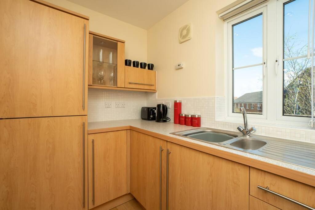 Bristol's Coach House - 2 Bedroom Detached With Secure Parking Apartament *
