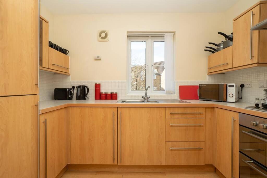 Bristol's Coach House - 2 Bedroom Detached With Secure Parking Apartament *